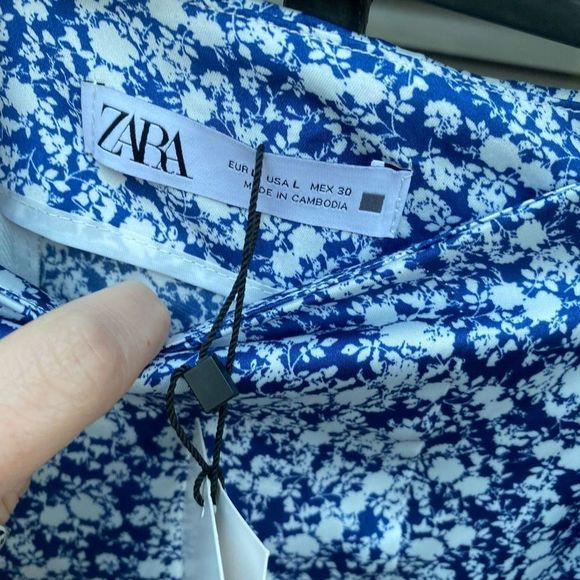 Zara 🐾 NWT Blue & White FLORAL PRINT MINI SKIRT Size Large - Picture 6 of 10